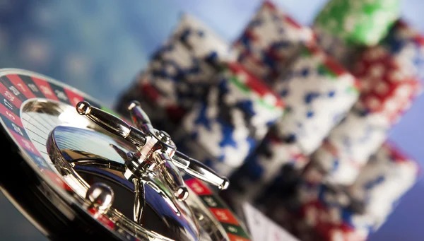 Poker Indonesia table interface on kasus toto showing cards and betting options